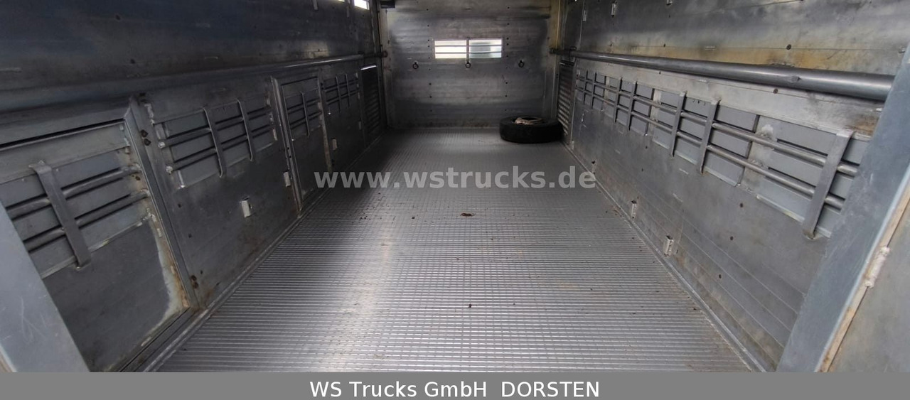 MAN LE 8.220 Menke Einstock Großvieh - شاحنة نقل المواشي: صورة 4 MAN LE 8.220 Menke Einstock Großvieh - شاحنة نقل المواشي: صورة 4