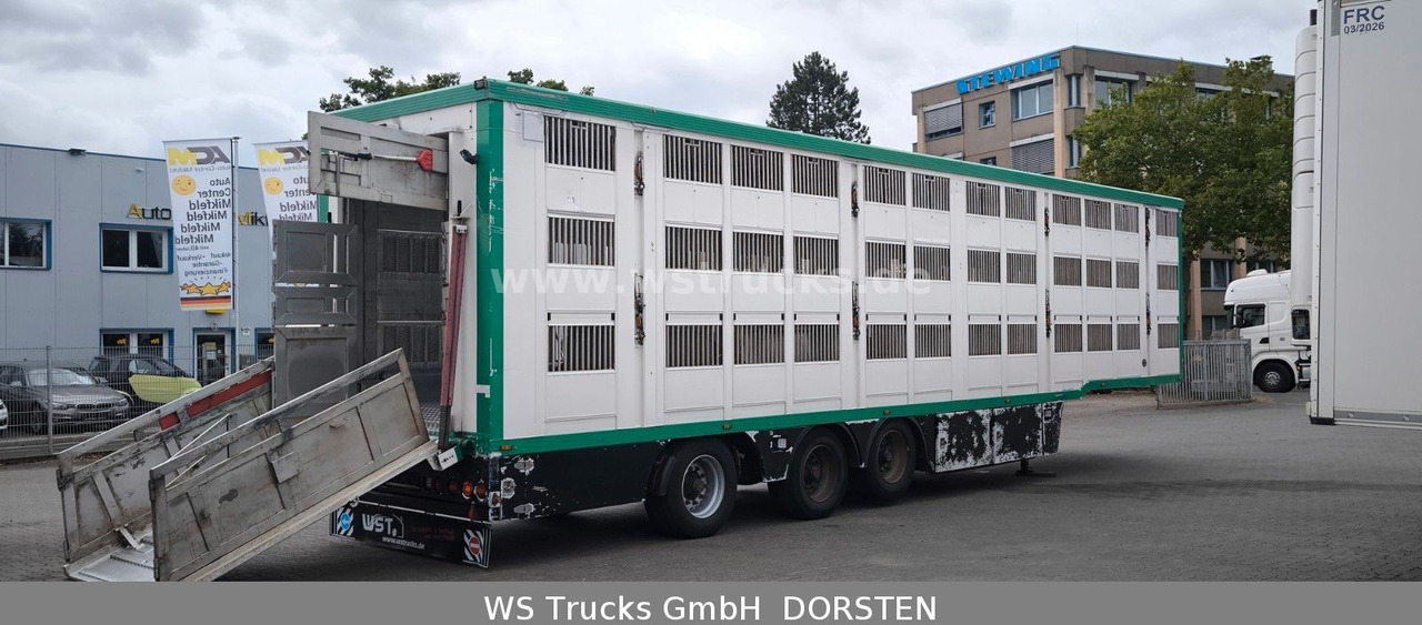 Menke-Janzen 3 Stock , Lenkachse , Hubdach - نصف مقطورة لنقل الحيوانات: صورة 3 Menke-Janzen 3 Stock , Lenkachse , Hubdach - نصف مقطورة لنقل الحيوانات: صورة 3