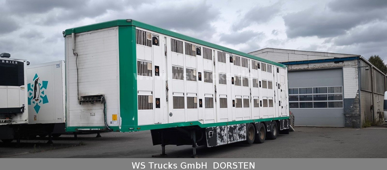 Menke-Janzen 3 Stock , Lenkachse , Hubdach - نصف مقطورة لنقل الحيوانات: صورة 1 Menke-Janzen 3 Stock , Lenkachse , Hubdach - نصف مقطورة لنقل الحيوانات: صورة 1
