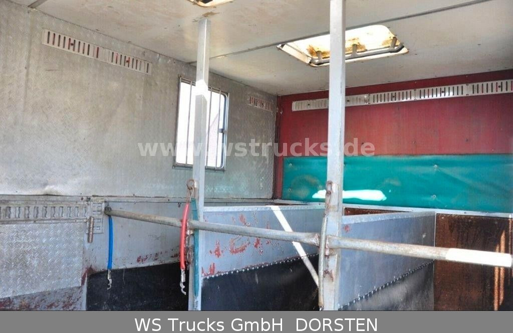 Mercedes-Benz 1224 EURO. 3 - شاحنة نقل خيل: صورة 2 Mercedes-Benz 1224 EURO. 3 - شاحنة نقل خيل: صورة 2
