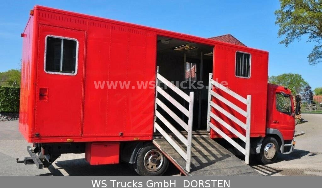 Mercedes-Benz 1224 EURO. 3 - شاحنة نقل خيل: صورة 4 Mercedes-Benz 1224 EURO. 3 - شاحنة نقل خيل: صورة 4