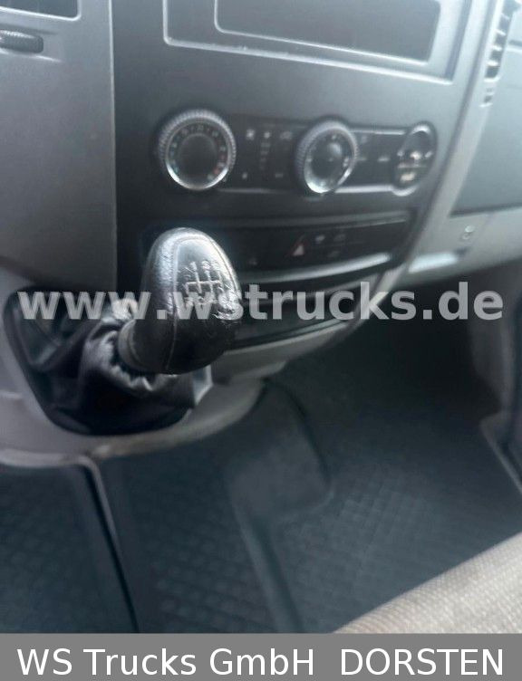 Mercedes-Benz Sprinter II Kasten 216 CDI Hoch/Lang - سيارة: صورة 4 Mercedes-Benz Sprinter II Kasten 216 CDI Hoch/Lang - سيارة: صورة 4