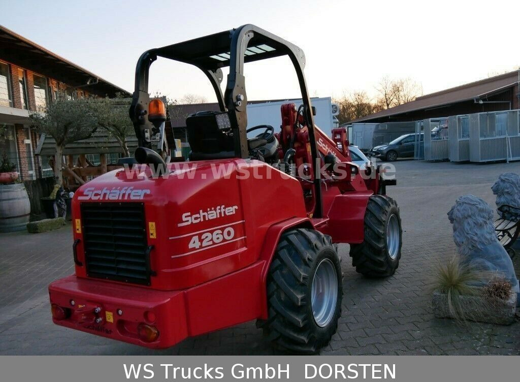 Schäffer 4260 Neuwertig Typ L-H - لودر مفصلي صغير: صورة 3 Schäffer 4260 Neuwertig Typ L-H - لودر مفصلي صغير: صورة 3