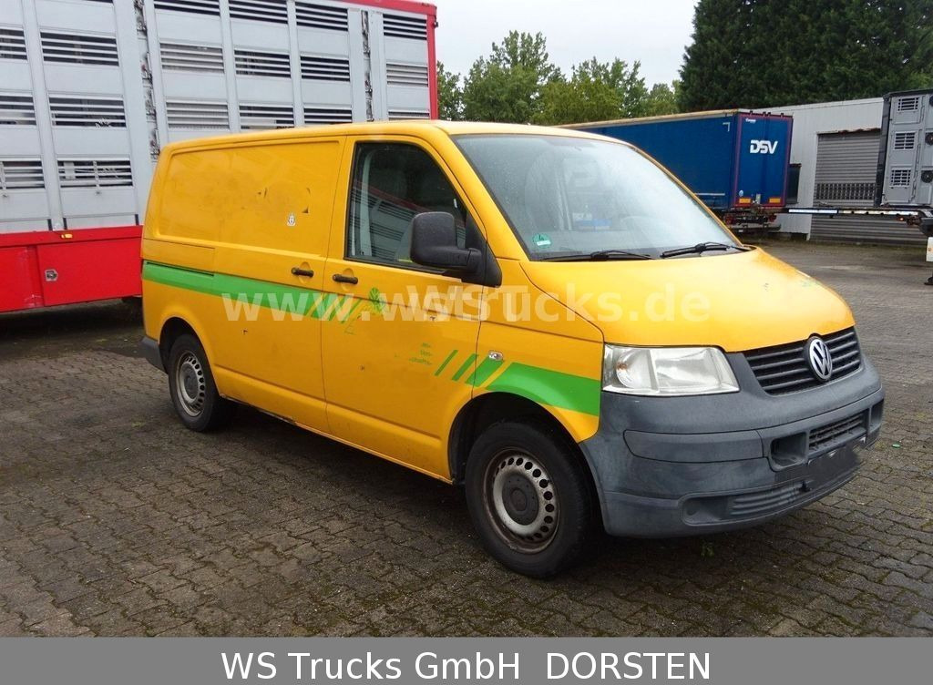 Volkswagen T5 Transporter Kasten-Kombi Kasten - سيارة: صورة 2 Volkswagen T5 Transporter Kasten-Kombi Kasten - سيارة: صورة 2