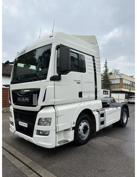 MAN TGX 18.440 XLX E6 Standard Intarder - وحدة جر: صورة 1 MAN TGX 18.440 XLX E6 Standard Intarder - وحدة جر: صورة 1