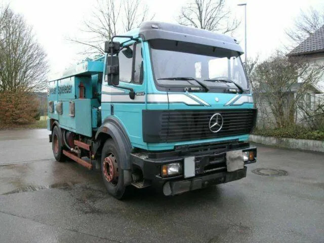 Mercedes-Benz ASSMANN SAUG SPÜL A3 TANK +KOMBIFZ f. Diesel/ Heizöl - شاحنة الشفط: صورة 2 Mercedes-Benz ASSMANN SAUG SPÜL A3 TANK +KOMBIFZ f. Diesel/ Heizöl - شاحنة الشفط: صورة 2