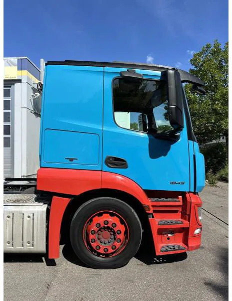 Mercedes-Benz Actros 1843 LS Autotransporter SZM EUROLOHR - وحدة جر: صورة 5 Mercedes-Benz Actros 1843 LS Autotransporter SZM EUROLOHR - وحدة جر: صورة 5