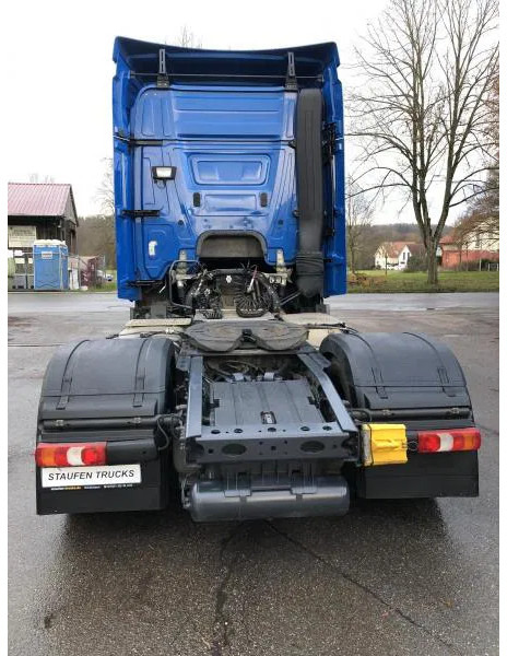 Mercedes-Benz Actros 1845 LS LOW MEGA Streamspace Intarder - وحدة جر: صورة 5 Mercedes-Benz Actros 1845 LS LOW MEGA Streamspace Intarder - وحدة جر: صورة 5