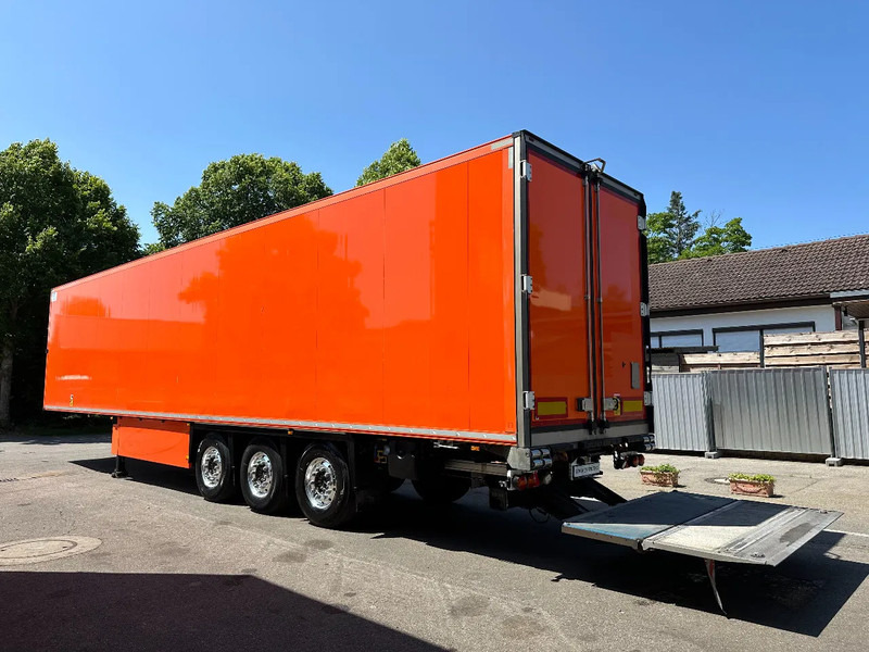 Schmitz Cargobull 3 x T-Kühl SLX*Spectrum*Bi-Temp*Doppelst.*LENK*LBW*blumenbreit*PHARMA - نصف مقطورة مُبرِّدة: صورة 4 Schmitz Cargobull 3 x T-Kühl SLX*Spectrum*Bi-Temp*Doppelst.*LENK*LBW*blumenbreit*PHARMA - نصف مقطورة مُبرِّدة: صورة 4