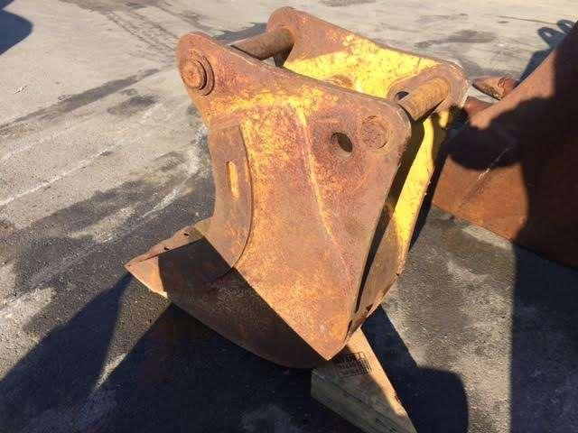 CATERPILLAR 290mm - Type Tractopelle - بكت حفار: صورة 3 CATERPILLAR 290mm - Type Tractopelle - بكت حفار: صورة 3