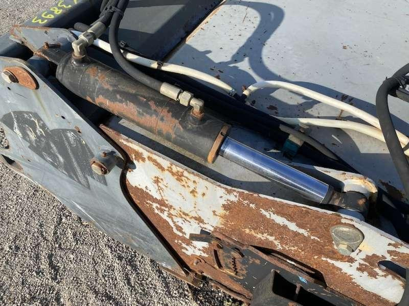 EMILY 2900mm - Attache Chargeurs CATERPILLAR / VOLVO - مكنسة: صورة 2 EMILY 2900mm - Attache Chargeurs CATERPILLAR / VOLVO - مكنسة: صورة 2