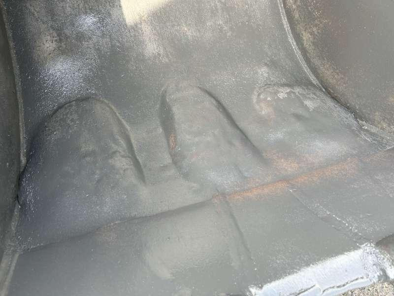 MECALAC 12 - 870mm - fond à revoir - بكت حفار: صورة 4 MECALAC 12 - 870mm - fond à revoir - بكت حفار: صورة 4