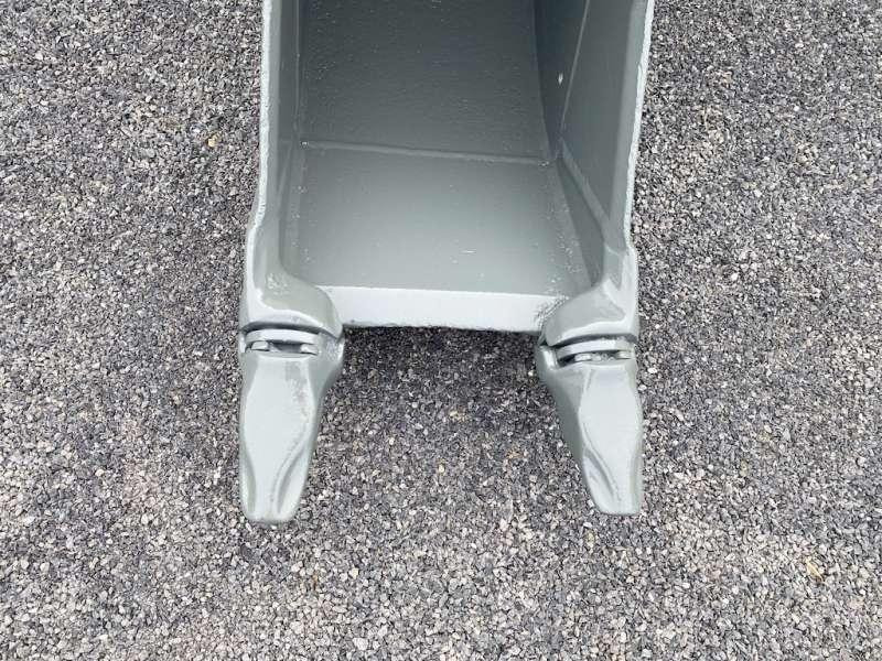 MECALAC en bute 350mm - Séries 8 / 10 / 11 et 12 - بكت حفار: صورة 2 MECALAC en bute 350mm - Séries 8 / 10 / 11 et 12 - بكت حفار: صورة 2