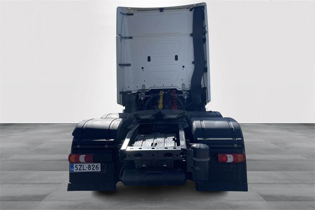 Mercedes-Benz ACTROS 2551LS 6x2/4 Väliteli - وحدة جر: صورة 2 Mercedes-Benz ACTROS 2551LS 6x2/4 Väliteli - وحدة جر: صورة 2