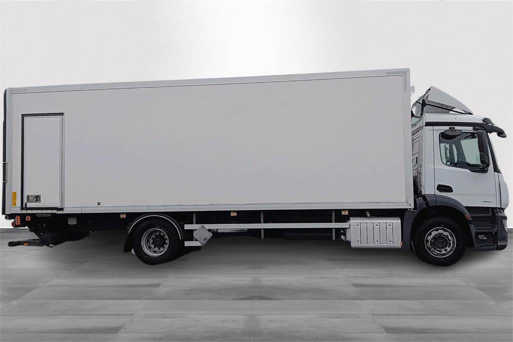 Mercedes-Benz ANTOS 1827L Ksa-kori + PL - شاحنة مقفلة: صورة 4 Mercedes-Benz ANTOS 1827L Ksa-kori + PL - شاحنة مقفلة: صورة 4