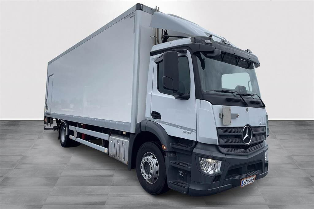 Mercedes-Benz Actros 1827 4x2 8,7m umpikori+PL nostin - شاحنة صندوق متساوي: صورة 2 Mercedes-Benz Actros 1827 4x2 8,7m umpikori+PL nostin - شاحنة صندوق متساوي: صورة 2