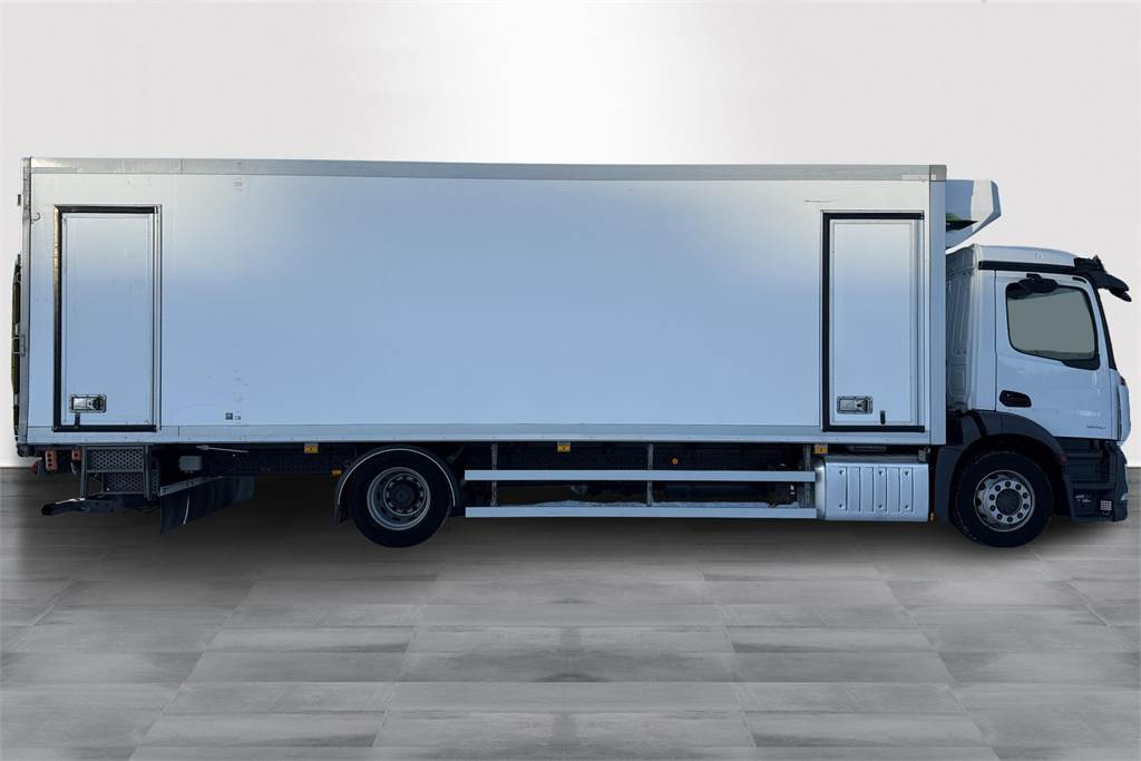 Mercedes-Benz Actros 1830L 5 SM FRC 2-lämpö(atp10/2025) - شاحنة صندوق متساوي: صورة 4 Mercedes-Benz Actros 1830L 5 SM FRC 2-lämpö(atp10/2025) - شاحنة صندوق متساوي: صورة 4