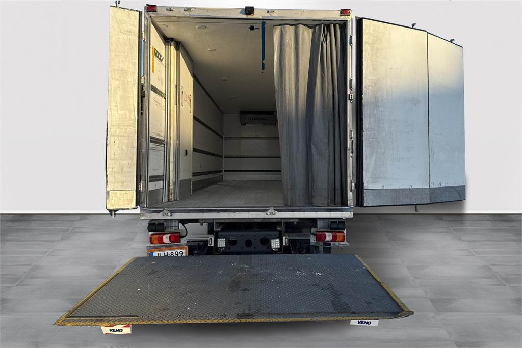 شاحنة صندوق متساوي Mercedes-Benz Actros 1830L 5 SM FRC 2-lämpö(atp10/2025): صورة 7