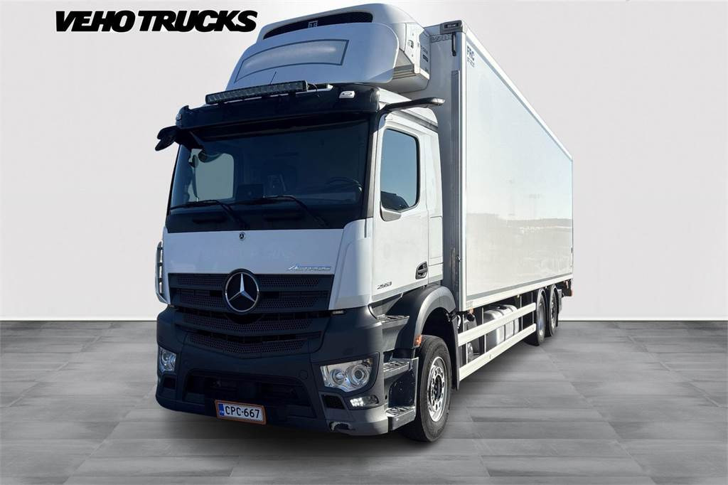 Mercedes-Benz Actros 2551 9.9m FRC 07/2027 - شاحنة صندوق متساوي: صورة 2 Mercedes-Benz Actros 2551 9.9m FRC 07/2027 - شاحنة صندوق متساوي: صورة 2
