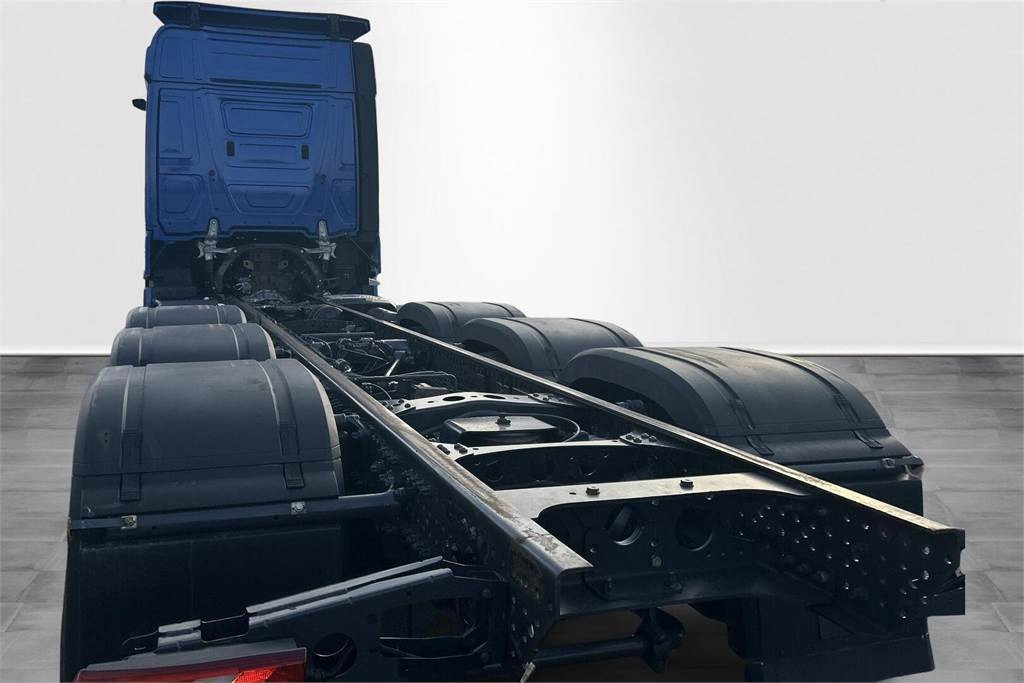 Mercedes-Benz Actros 3563 - شاحنة هيكل كابينة: صورة 5 Mercedes-Benz Actros 3563 - شاحنة هيكل كابينة: صورة 5