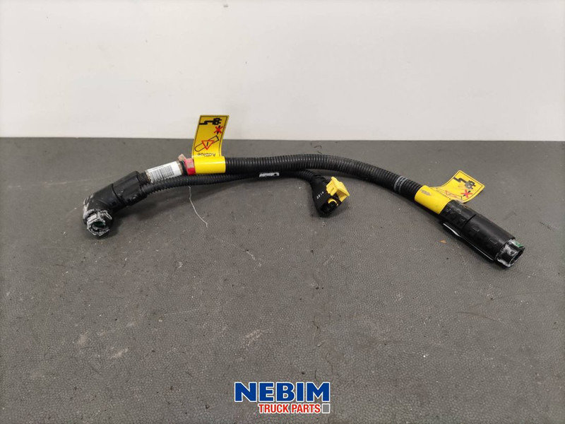 Volvo Volvo - 22330354 - Adblue slang - قطع غيار - شاحنة: صورة 1 Volvo Volvo - 22330354 - Adblue slang - قطع غيار - شاحنة: صورة 1