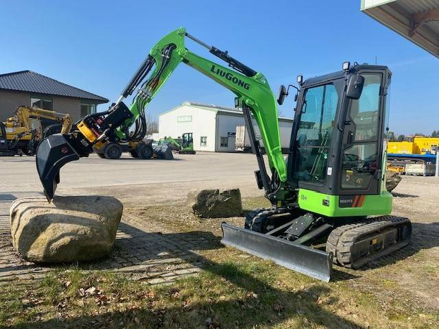LIUGONG 9027 FE Electric, SW OQ 30 MIETE / RENT (12005252) - حفارة مُصَّغرة: صورة 1 LIUGONG 9027 FE Electric, SW OQ 30 MIETE / RENT (12005252) - حفارة مُصَّغرة: صورة 1