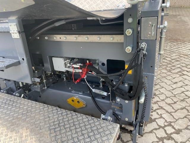 مدادة الأسفلت Vögele Super 1800-3i MIETE / RENTAL (12005221): صورة 16 مدادة الأسفلت Vögele Super 1800-3i MIETE / RENTAL (12005221): صورة 16