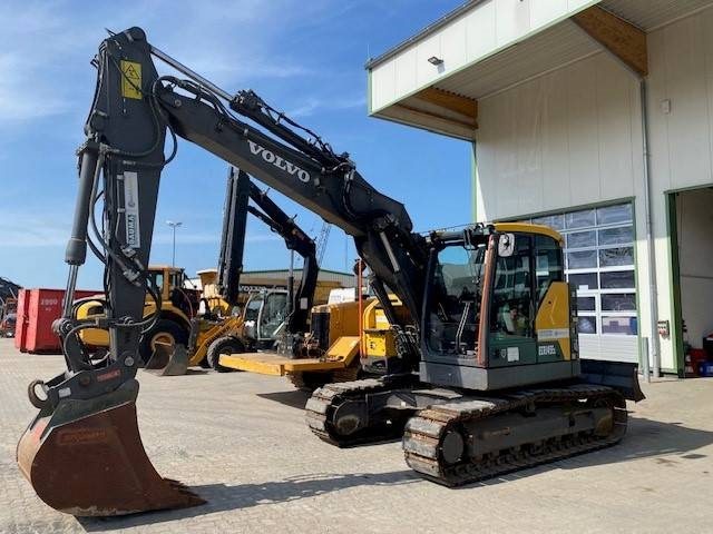 Volvo ECR 145 E L MIETE / RENTAL (12001048) - حفار زحاف: صورة 1 Volvo ECR 145 E L MIETE / RENTAL (12001048) - حفار زحاف: صورة 1