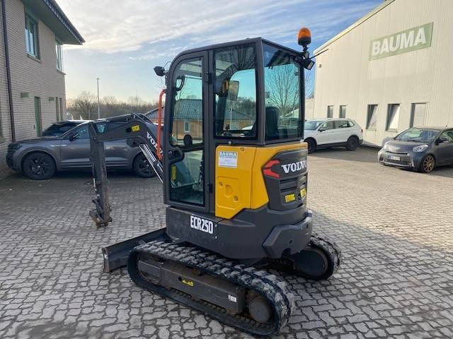 Volvo ECR 25 D MIETE / RENTAL (12001505) - حفارة مُصَّغرة: صورة 3 Volvo ECR 25 D MIETE / RENTAL (12001505) - حفارة مُصَّغرة: صورة 3