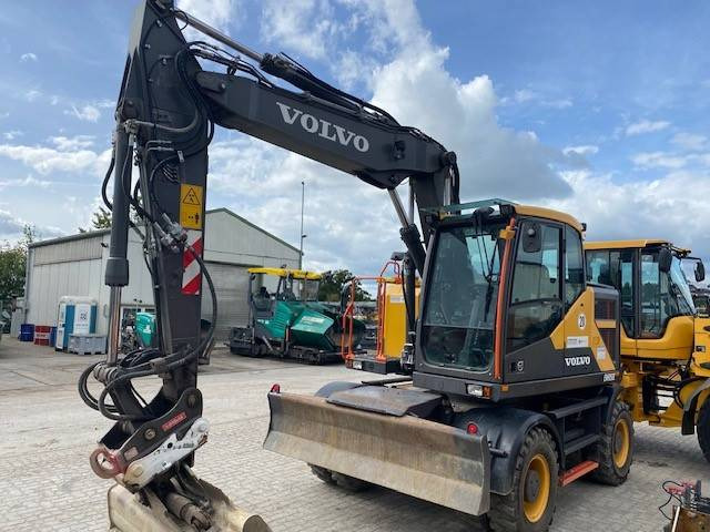 حفارة دولاب Volvo EWR 150 E MIETE / RENTAL (12001017): صورة 6