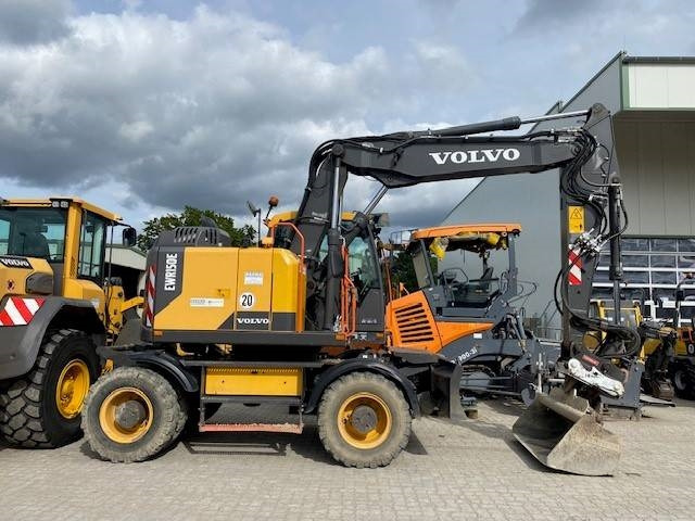 Volvo EWR 150 E MIETE / RENTAL (12001017) - حفارة دولاب: صورة 2 Volvo EWR 150 E MIETE / RENTAL (12001017) - حفارة دولاب: صورة 2