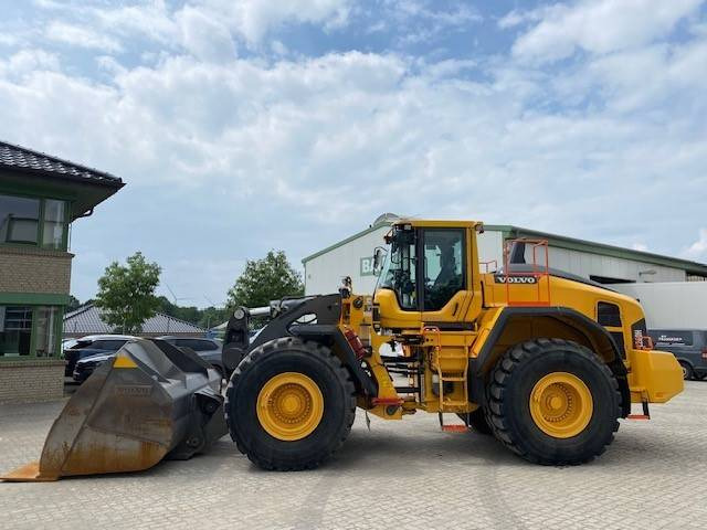 Volvo L 260 H 6.8 cbm MIETE / RENTAL (12002252) - اللودر بعجل: صورة 1 Volvo L 260 H 6.8 cbm MIETE / RENTAL (12002252) - اللودر بعجل: صورة 1