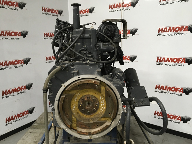 Komatsu SAA6D107E-1 CPL4458 RECONDITIONED - آلات البناء: صورة 2 Komatsu SAA6D107E-1 CPL4458 RECONDITIONED - آلات البناء: صورة 2