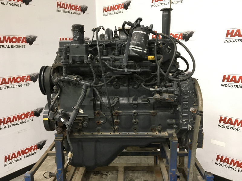 Komatsu SAA6D107E-1 CPL4458 RECONDITIONED - آلات البناء: صورة 3 Komatsu SAA6D107E-1 CPL4458 RECONDITIONED - آلات البناء: صورة 3