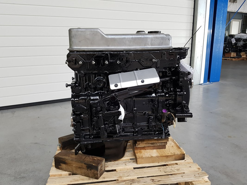 Mitsubishi 4D31 LONG-BLOCK - آلات البناء: صورة 1 Mitsubishi 4D31 LONG-BLOCK - آلات البناء: صورة 1