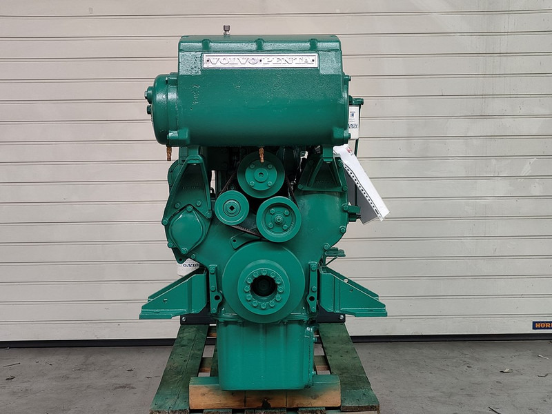 Volvo PENTA MD120B RECONDITIONED - آلات البناء: صورة 4 Volvo PENTA MD120B RECONDITIONED - آلات البناء: صورة 4