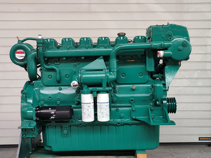 Volvo PENTA MD120B RECONDITIONED - آلات البناء: صورة 2 Volvo PENTA MD120B RECONDITIONED - آلات البناء: صورة 2