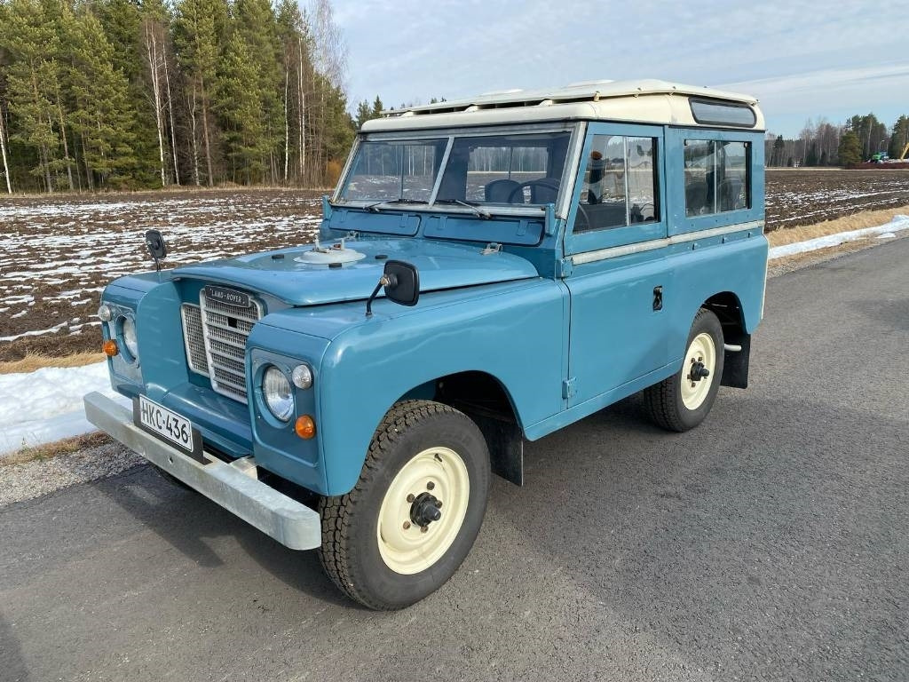 Land Rover Regular Station Wagon - سيارة: صورة 1 Land Rover Regular Station Wagon - سيارة: صورة 1