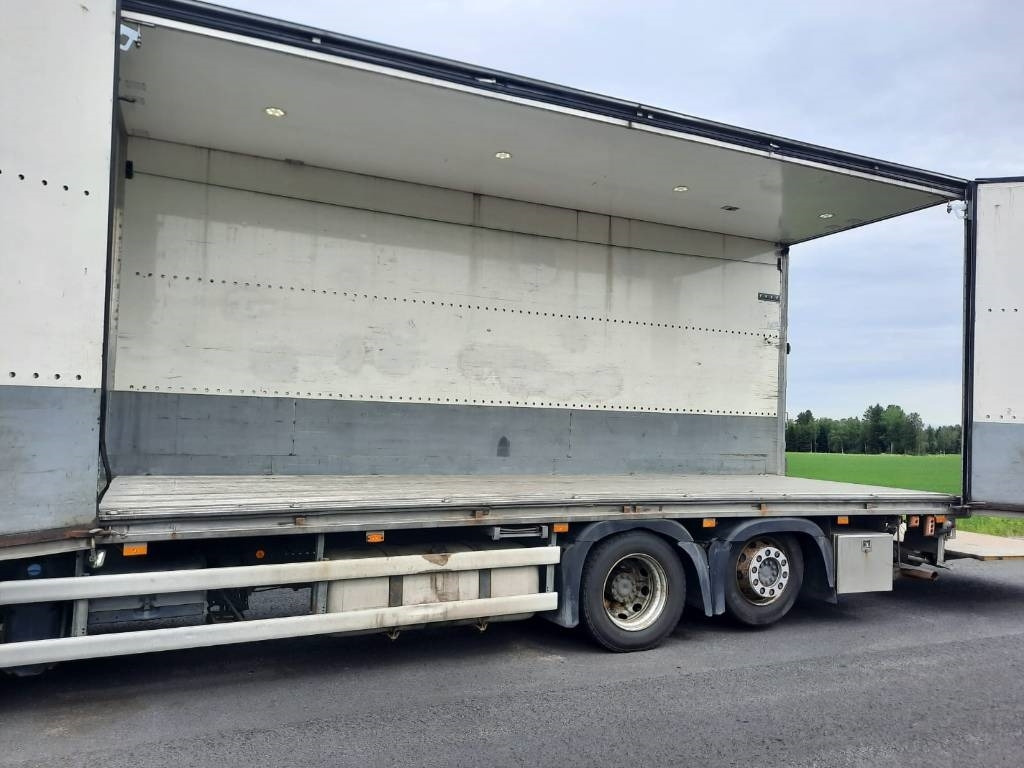 Mercedes-Benz Actros 2551 - شاحنة مقفلة: صورة 5 Mercedes-Benz Actros 2551 - شاحنة مقفلة: صورة 5