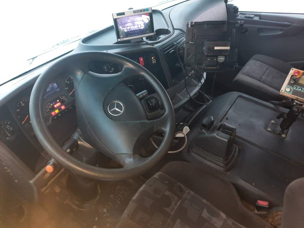 شاحنة النفايات Mercedes-Benz Axor 2533: صورة 8 شاحنة النفايات Mercedes-Benz Axor 2533: صورة 8
