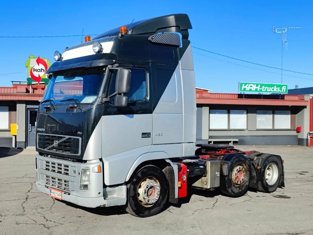 Volvo FH 13  - وحدة جر: صورة 1 Volvo FH 13  - وحدة جر: صورة 1