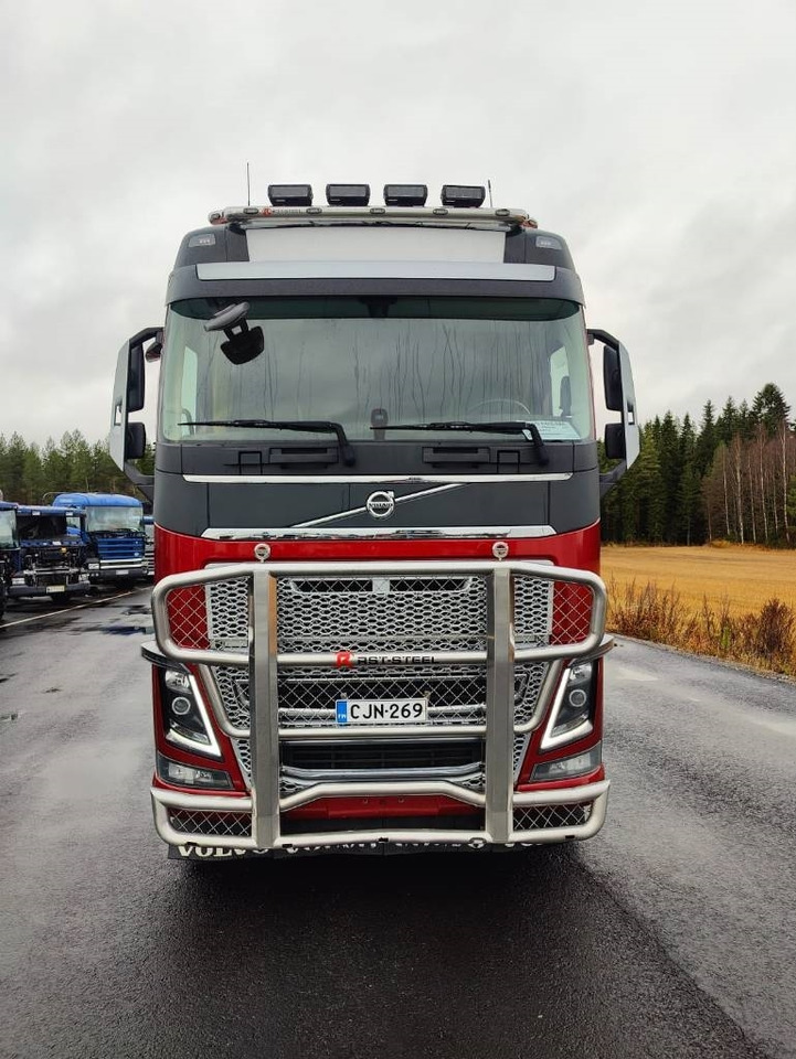 Volvo FH 16 750 - شاحنة قطع الأشجار: صورة 5 Volvo FH 16 750 - شاحنة قطع الأشجار: صورة 5