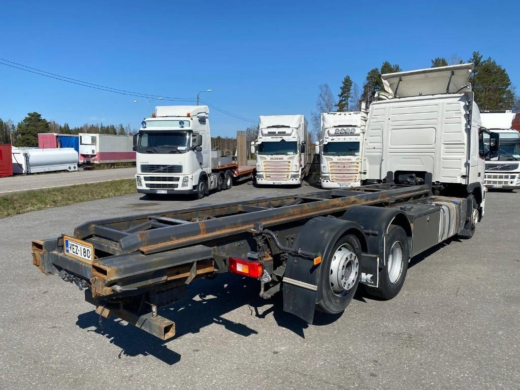 Volvo FM 13 - شاحنات الحاويات / جسم علوي قابل للتغيير شاحنة: صورة 4 Volvo FM 13 - شاحنات الحاويات / جسم علوي قابل للتغيير شاحنة: صورة 4