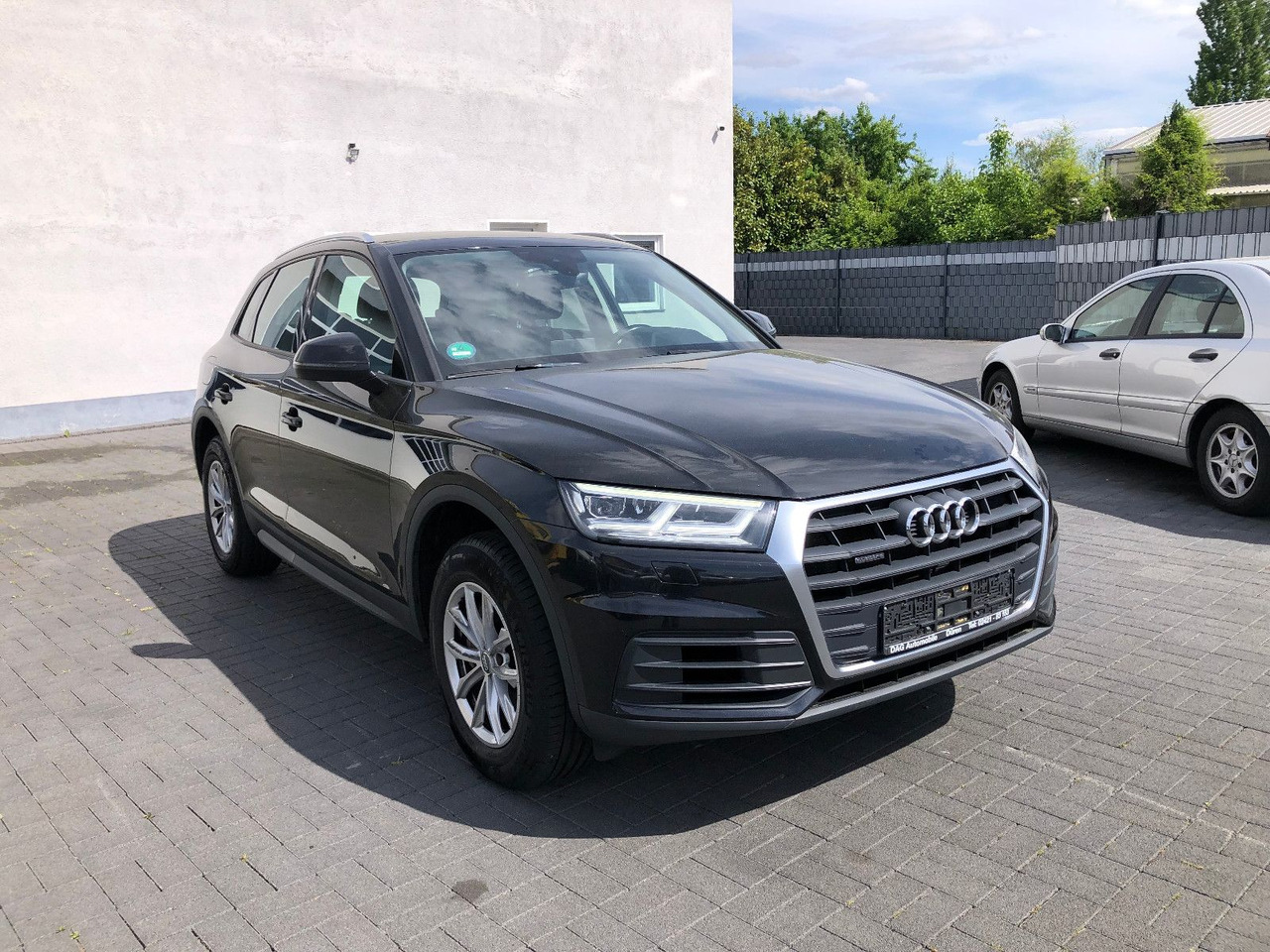 Audi Q5 quattro 2.0 TDI, Automatik - سيارة دفع رباعي: صورة 1 Audi Q5 quattro 2.0 TDI, Automatik - سيارة دفع رباعي: صورة 1
