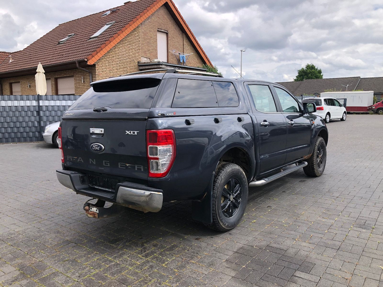 Ford Ranger XLT Doppelkabine 4x4 - سيارة دفع رباعي: صورة 2 Ford Ranger XLT Doppelkabine 4x4 - سيارة دفع رباعي: صورة 2