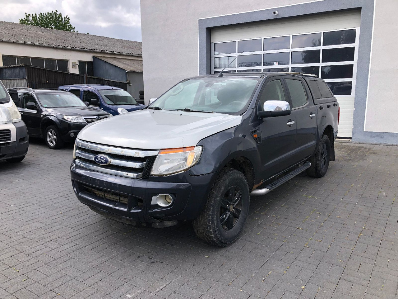 Ford Ranger XLT Doppelkabine 4x4 - سيارة دفع رباعي: صورة 3 Ford Ranger XLT Doppelkabine 4x4 - سيارة دفع رباعي: صورة 3