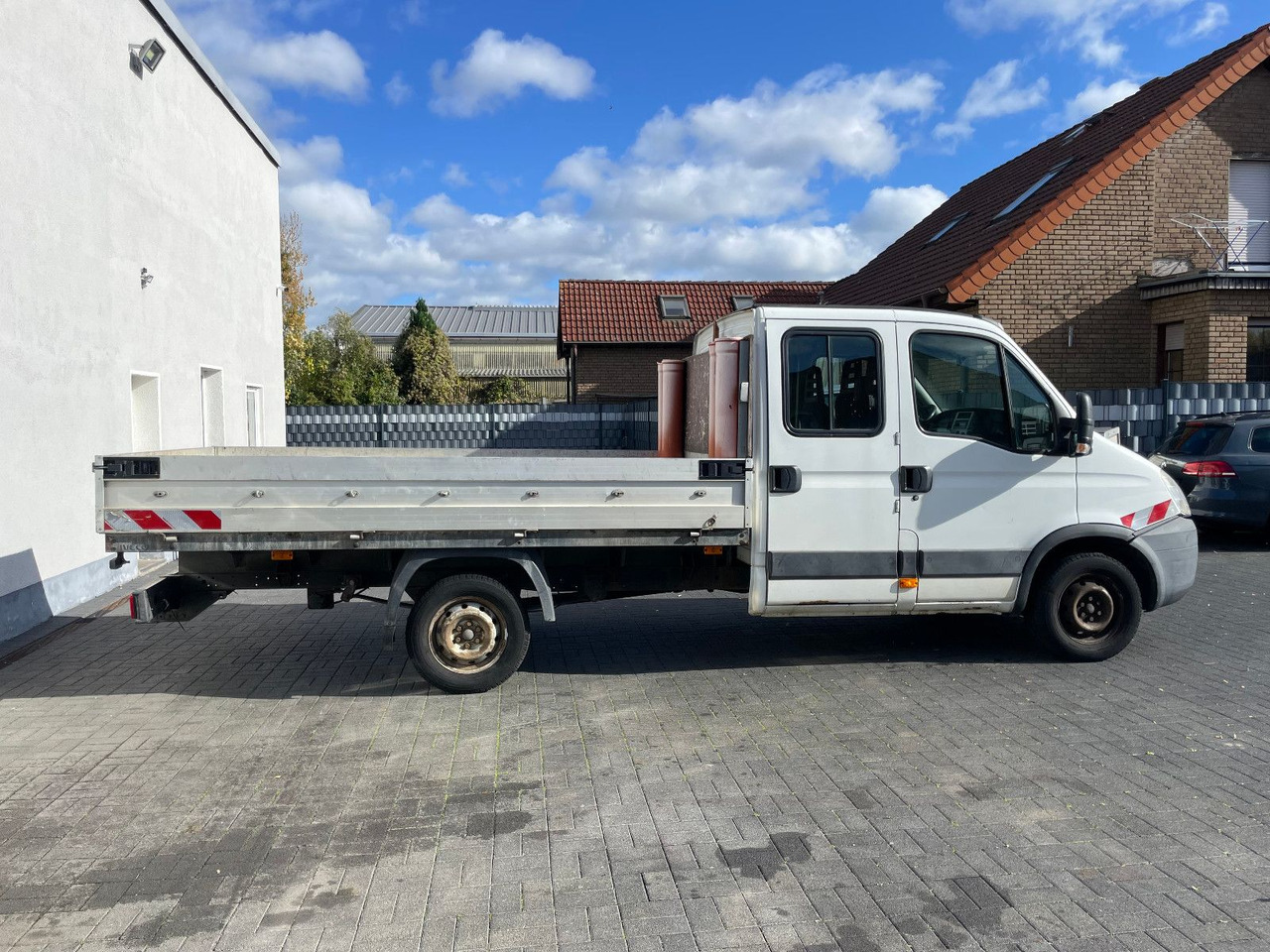 Iveco Daily 35S14 Pritsche, DoKa, Klima - شاحنة مفتوحة, الشاحنات الصغيرة كابينة مزدوجة: صورة 5 Iveco Daily 35S14 Pritsche, DoKa, Klima - شاحنة مفتوحة, الشاحنات الصغيرة كابينة مزدوجة: صورة 5