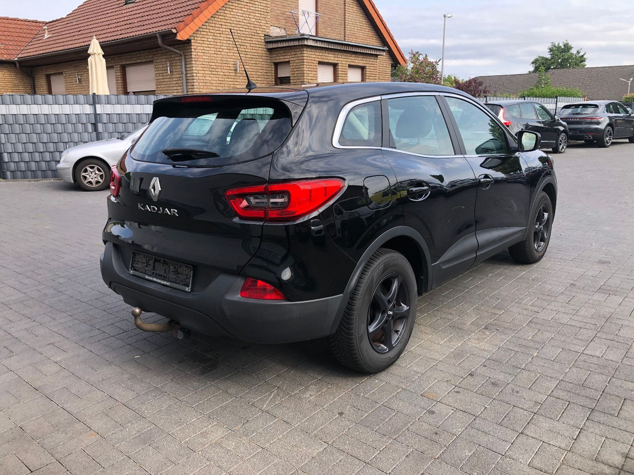 Renault Kadjar 1.2i Life - سيارة دفع رباعي: صورة 2 Renault Kadjar 1.2i Life - سيارة دفع رباعي: صورة 2