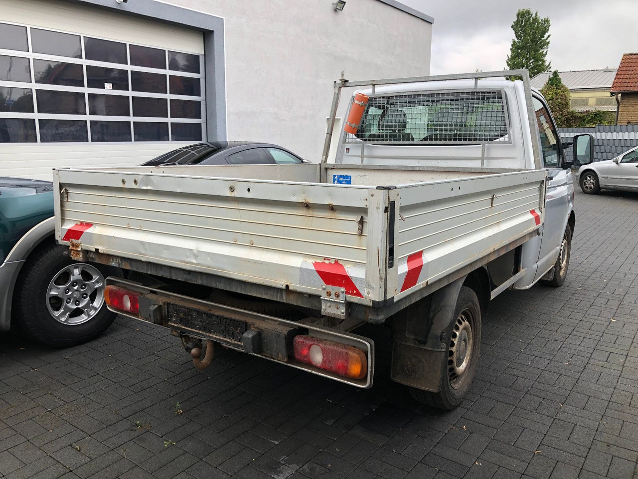 Volkswagen T5 1.9 TDI Transporter Pritsche - شاحنة مفتوحة: صورة 4 Volkswagen T5 1.9 TDI Transporter Pritsche - شاحنة مفتوحة: صورة 4