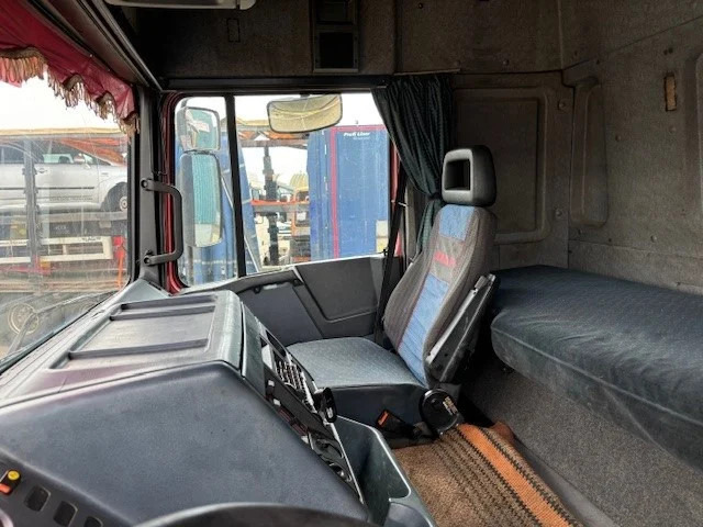 وحدة جر DAF 95.360 ATI SPACECAB (DUTCH TRUCK) (EURO 2 / ZF16 MANUAL GEARBOX / ABS BRAKE SYSTEM): صورة 9